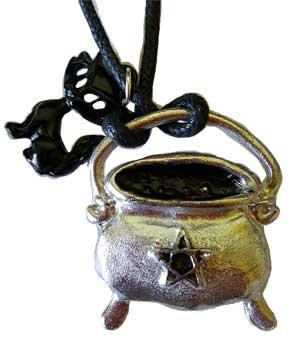 Cauldron & Star W-black Cat Amulet