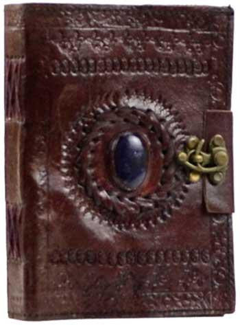 Stone Eye Leather W- Latch