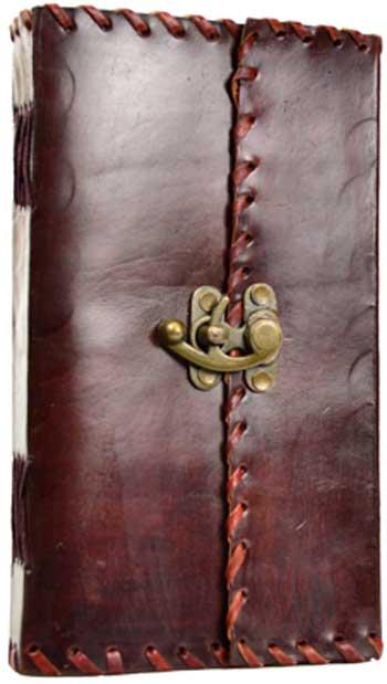 1842 Poetry Leather W- Latch