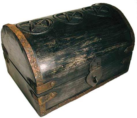Pentagram Round-top Box 7 1-2"