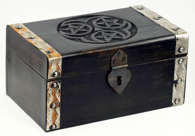 Hecate Triple Pentagram Chest 8"