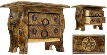 Pentagram Chest 7 1-2"