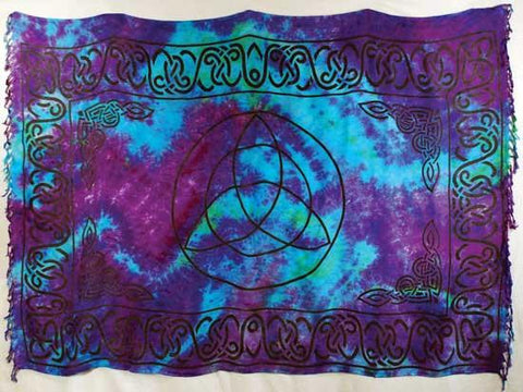 Single Triquetra Sarong 44" X 72"